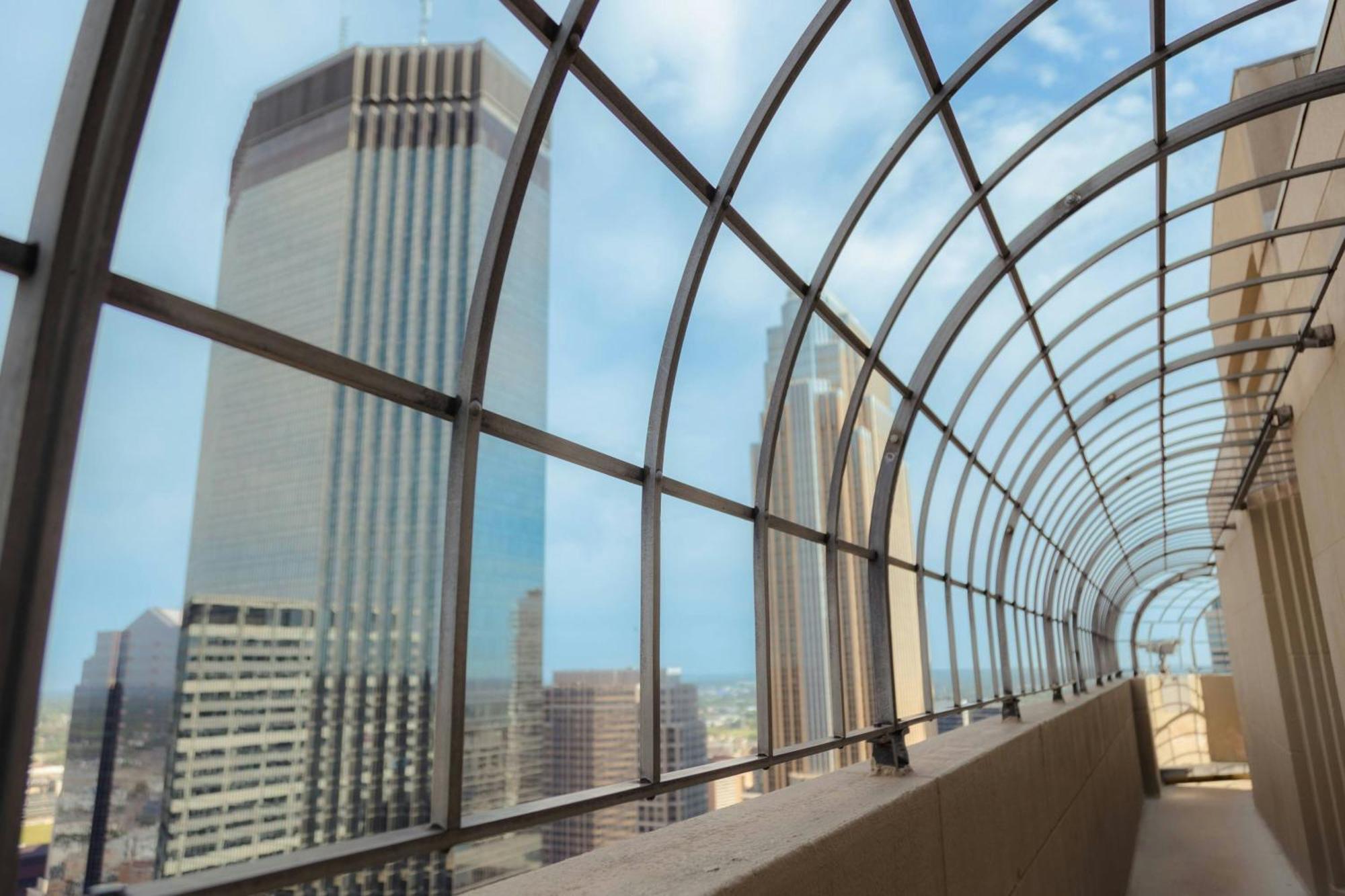 W Minneapolis - The Foshay Eksteriør bilde